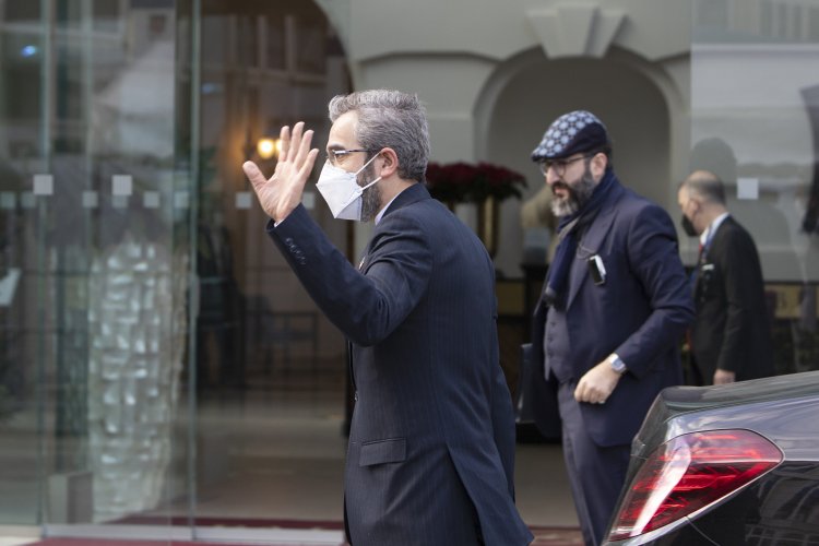 إيران تركز على الضمانات ورفع العقوبات مع استئناف مباحثات النووي