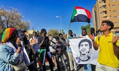 آلاف السودانيين يتظاهرون من جديد ضد الحكم العسكري في ظل انتشار أمني مكثف