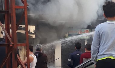 حريق كبير في احد المحال في عبرا