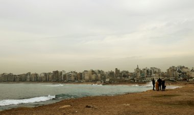 لبنانيون يختارون "قوارب الموت" الى أوروبا: "لا طريق أمامنا إلا البحر"