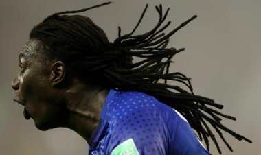 الهلال السعودي يعلن رحيل مهاجمه الفرنسي غوميس