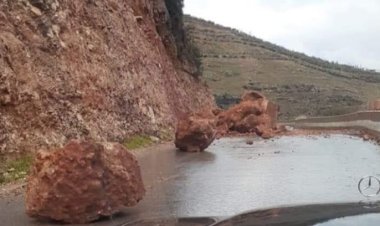 قطع جزئي لمدخل جزين جراء سقوط صخور كبيرة