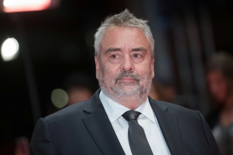 لوك بيسون يحضّر لفيلم جديد قريبا من بطولة كايلب لاندري جونز