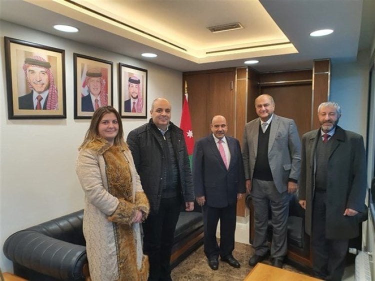 وفد من التيار برئاسة الوزير السابق طارق الخطيب زار السفير الأردني