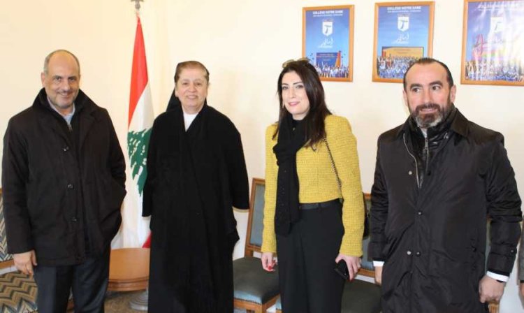 منح مدرسية من MYKA بمسعى من بو عاصي في كفرشيما والحدت