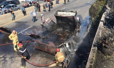 بعد انفجار الشاحنة ... هذا ما أوضحه الدفاع المدني