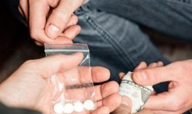 يروّج المخدرات على الاوتوستراد.. اليكم التفاصيل