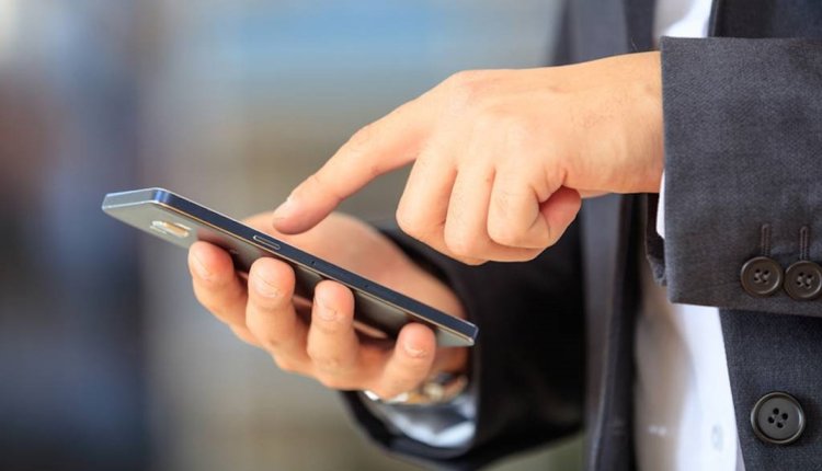 أسعار الهواتف ترتفع.. القرم: قريباً فاتورة الخليوي وفق دولار "صيرفة"