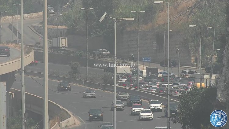 بالفيديو - انفجار شاحنة محمّلة بالغاز على اوتوستراد الزوق ... هذا ما حصل!