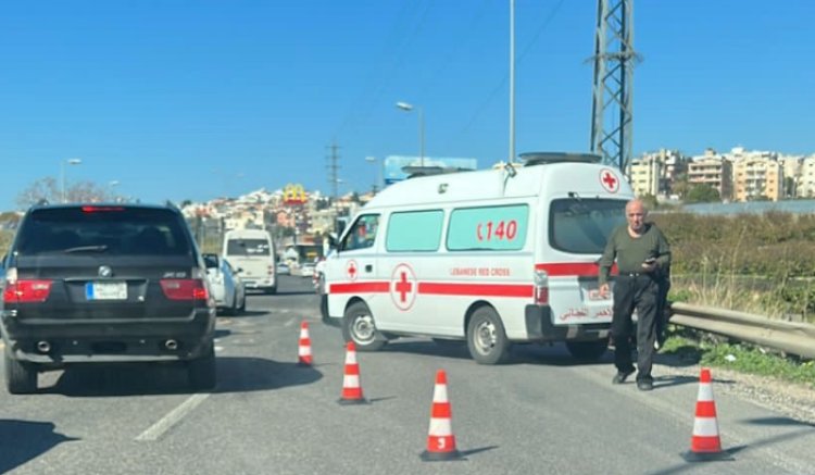 زحمة سير خانقة على أوتوستراد جبيل بسبب حادث سير