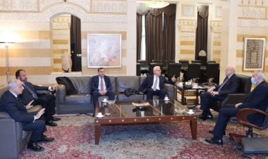 اجتماع صباحي حول الاتصالات فماذا عن التعرفة؟