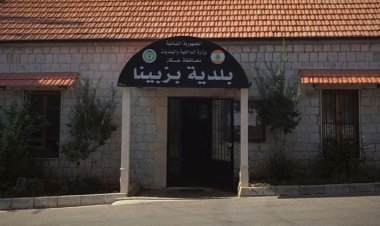 عائلات بزبينا عكار استنكرت طرد رئيس البلدية للعامل مستو