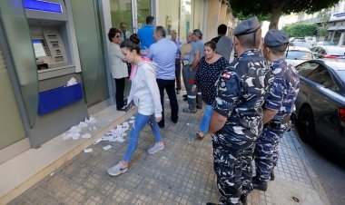 المصارف تعلّق تصعيدها ترقّباً لتصاعد الدخان الأبيض السياسي والقضائي