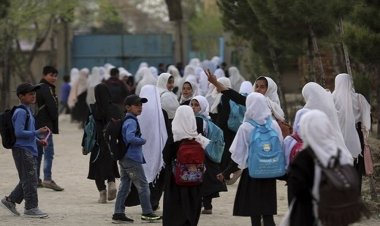 قطر وإندونيسيا تنقلان لطالبان مناشدة دولية بإعادة الفتيات إلى المدارس