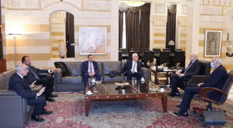 اجتماع صباحي حول الاتصالات فماذا عن التعرفة؟