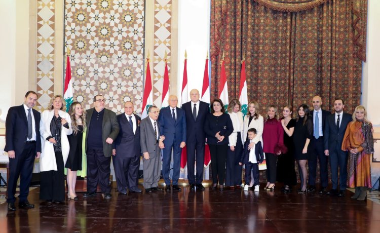 عون يمنح صادق أنور الصبّاح وسام الأرز الوطني برتبة ضابط