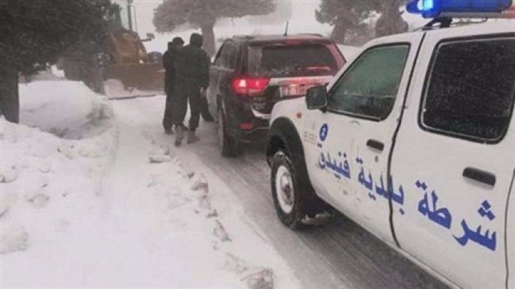 بلدة لبنانية تعاني: لا حطب ولا مازوت ولا كهرباء