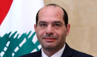حسن مراد: لوقف الدولار الجمركي إلى حين تعديل الرواتب وإقرار الموازنة
