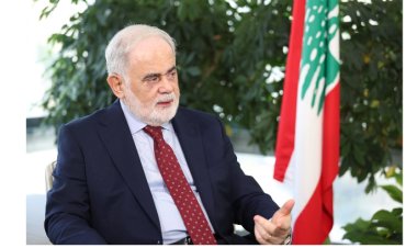 أبو زيد أعلن صرف النظر عن الانسحاب من المعركة الانتخابية