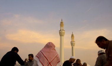 فلكي سعودي يكشف عن سنة سيصوم فيها المسلمون رمضانين