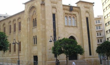 نائبٌ يُطالب الأجهزة الأمنية بتعقب "صفحات مشبوهة"!