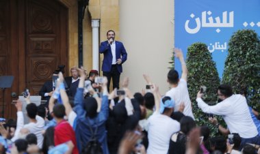 صراع الحريري - البخاري على أصوات السنة