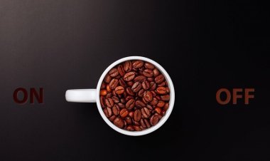 شرب القهوة.. هروب من الإرهاق أم عادة وسلوك؟!