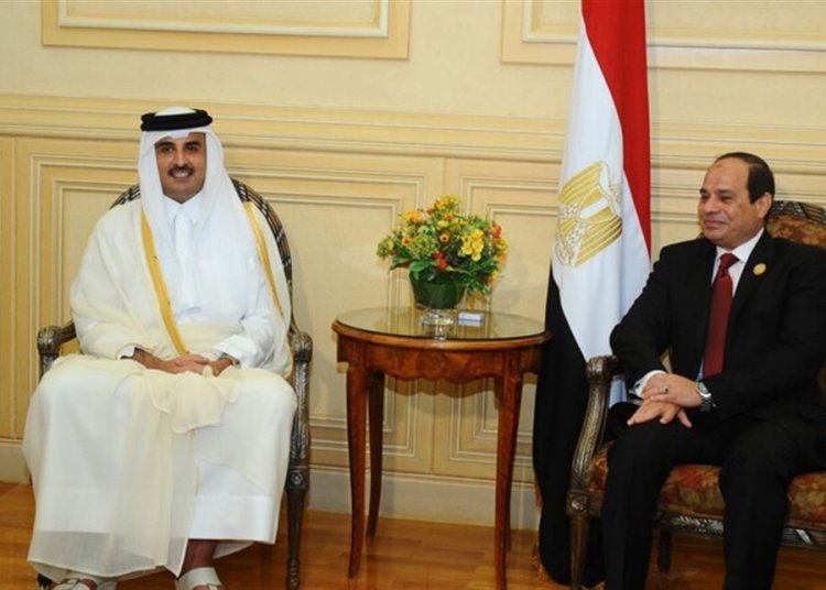 أمير قطر يعزي الرئيس المصري
