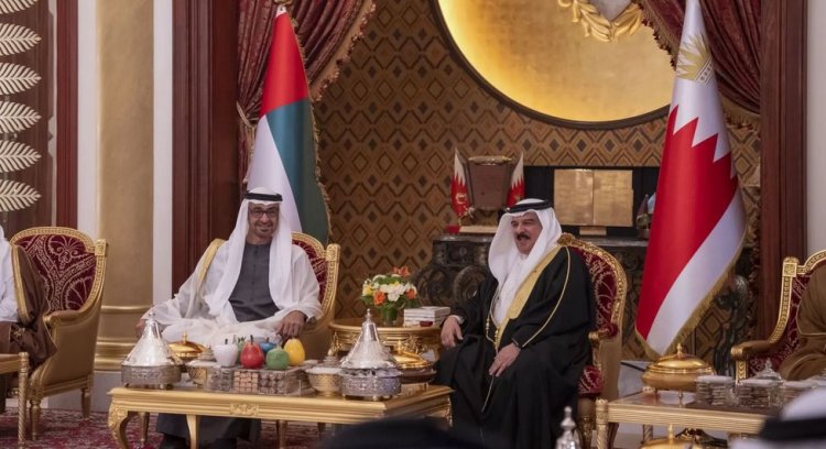 ولي عهد أبوظبي يبحث مع ملك البحرين العلاقات الأخوية‎‎