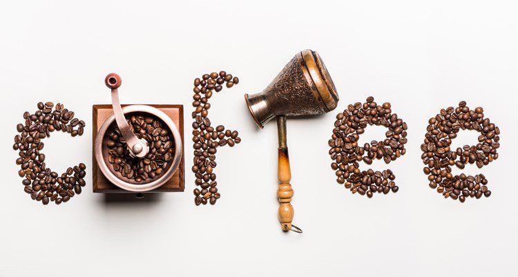 الحمل وشرب القهوة.. دراسة تحسم الجدل