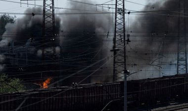 القوات الروسية تدك 6 محطات للسكك الحديدية في أوكرانيا