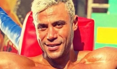 محمد إمام ملاكم مفتول العضلات في فيلم "عمهم"