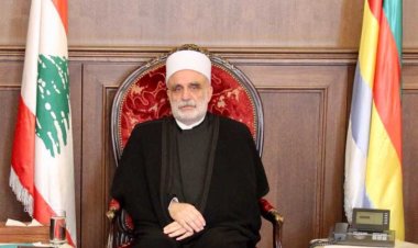 شيخ العقل اتصل بجنبلاط مهنئا والتقى شخصيات