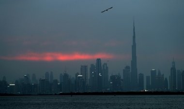 أول تعديل وزاري في الإمارات بعهد محمد بن زايد