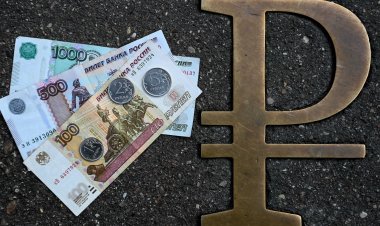الروبل يتجه لأعلى مستوى في 5 أعوام أمام العملة الأوروبية !