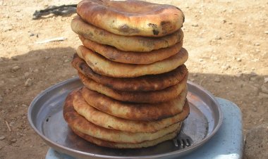 خبز "طابونة" في صور