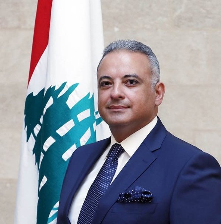 سبل توطيد التعاون بين وزير الثقافة ومدير منظمة "الكسو"