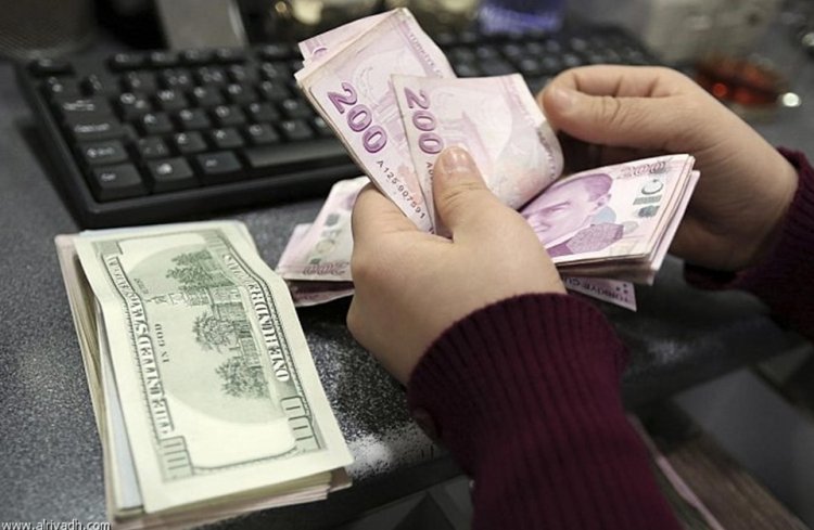 الليرة التركية تتراجع لأدنى مستوى منذ كانون الاول
