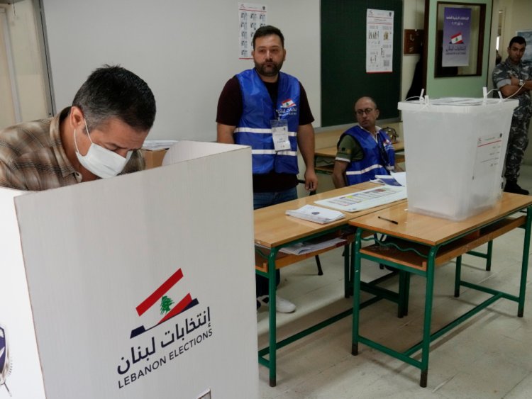 نسب الاقتراع إلى ارتفاع وإشكالات في عدد من الأقلام