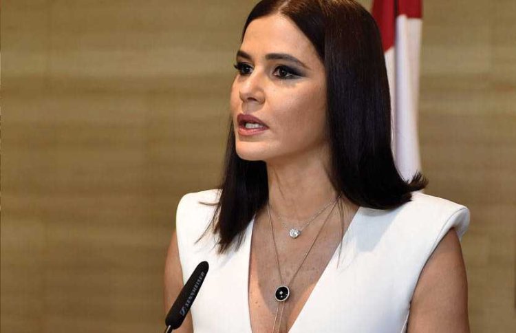 ستريدا جعجع لباسيل: خلي هلأ يوقف على إجريه