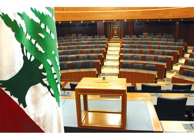 الجلسة الأولى للمجلس: عملية خلط أوراق واتصالات حاسمة