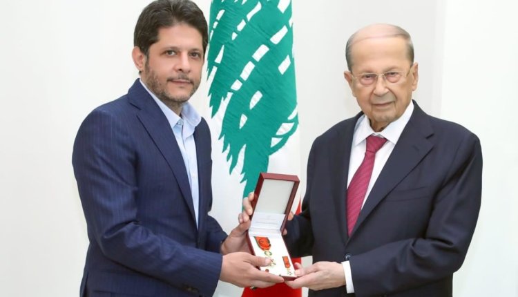 تكريماً لـ"الأغنية الهادفة"... الرئيس عون منح معين شريف وسام الأرز الوطني من رتبة ضابط