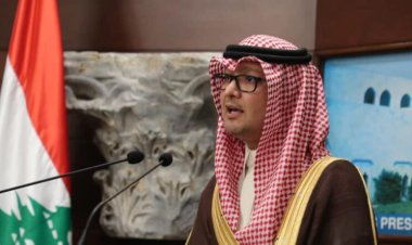 "موقف لافت"... البخاري و"البواليع"!