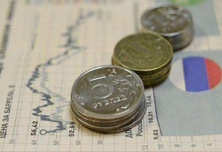الروبل الروسي يقفز لأعلى مستوى في 7 أعوام مقابل اليورو