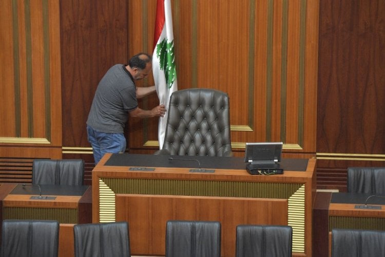 الثنائي والتيار: رئيس المجلس ونائبه
