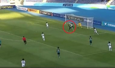 لاعب أسترالي يهز شباك منتخب العراق بهدف استثنائي
