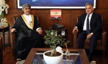 ابراهيم التقى سفير سلطنة عمان في زيارة وداعية