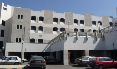 وزير العمل تفقد المعتصمين في مستشفى سبلين:  سنتعاون مع الجميع لتأمين حقوقكم
