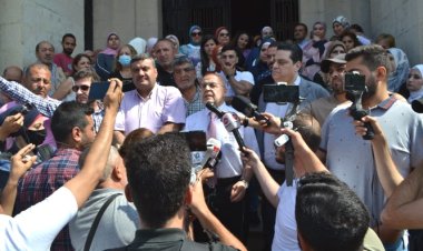 وقفة تحذيرية لموظفي بلدية طرابلس وتهديد بالاضراب المفتوح