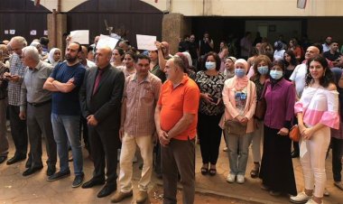 اعتصام احتجاجي لموظفي سرايا صيدا: سنصعد من تحركاتنا اذا لم نلق آذانا صاغية